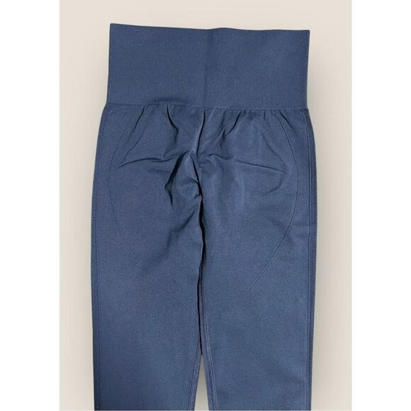 Halara Women's S 7/8 Seamless Flow Butt Lifting Leggings Peacoat Blue NWT - Picture 7 of 12